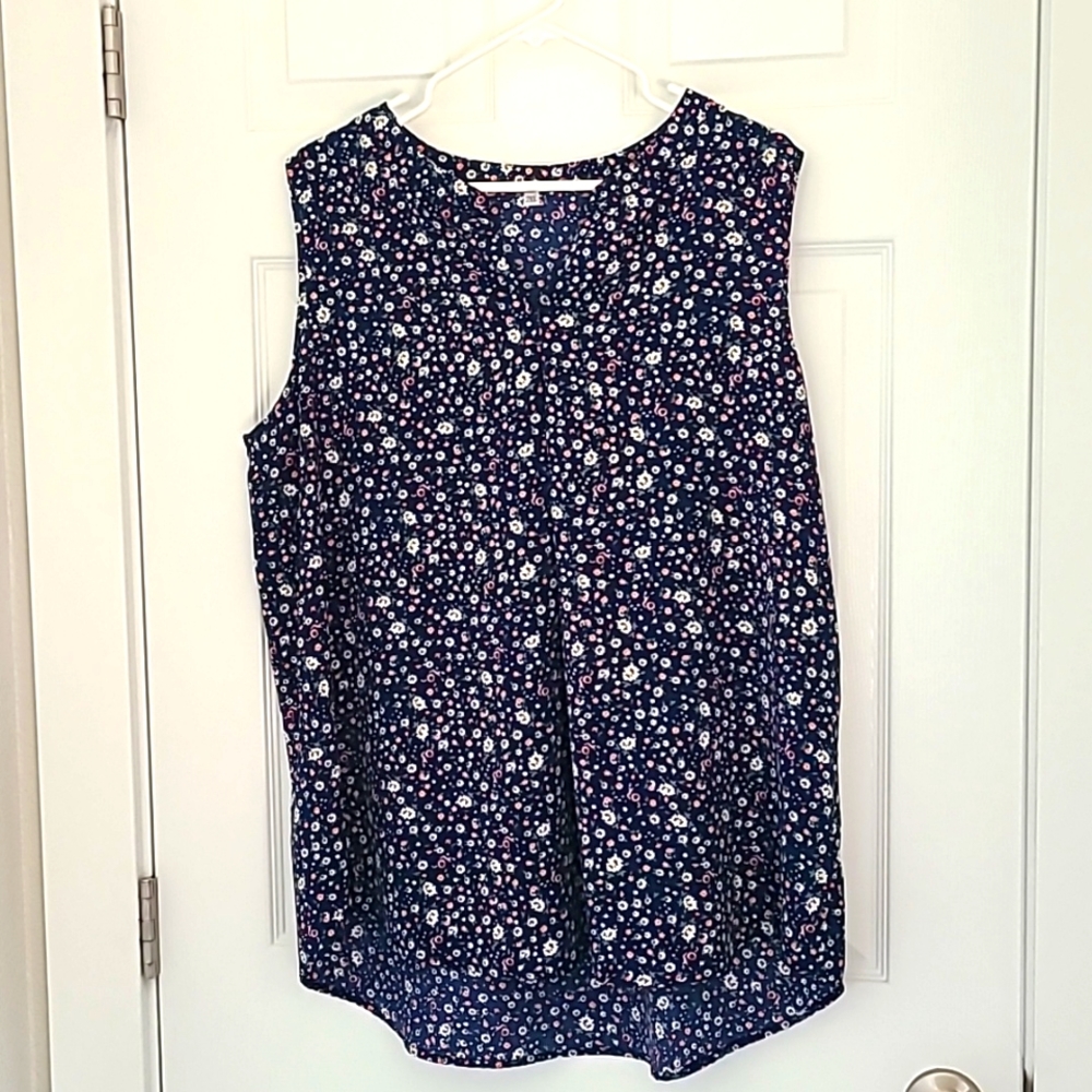 V-NECK Flower Blouse